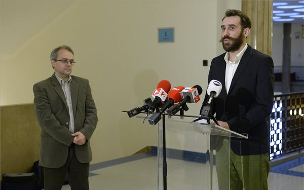 Adócsalási vád – Vágó Gábor: