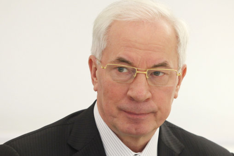 Ukrajnai tüntetések - Azarov terroristáknak nevezi a zavargókat, újabb halott