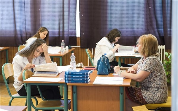 Véget értek az emelt szintű szóbeli érettségi vizsgák