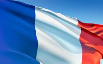 A francia ombudsman kifogásolta a cigánytelepek felszámolását