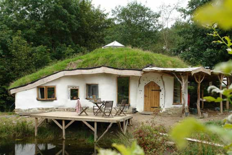 Letarolás fenyegeti a brit hobbitlakot