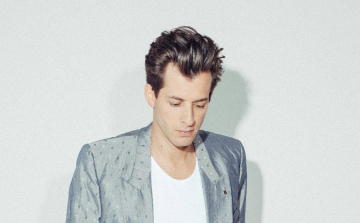 James Bond film főcímdalra pályázik Mark Ronson