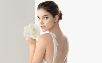 Palvin Barbi menyasszonyi ruhában