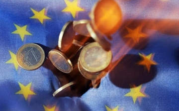 Zöld utat kapott a lett euró