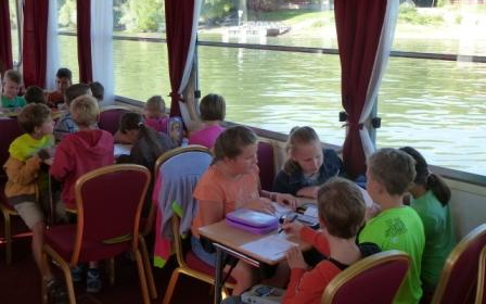 Egy hónappal tovább hajózhatunk a Balatonon