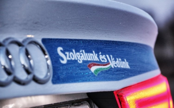 Nem jutottak messze a lopott játékautóval