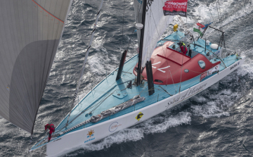 Barcelona World Race - Még legalább három hét Fa Nándoréknak a cél