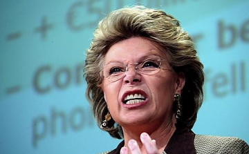 Bilderberg-találkozó - Reding: a megjelenteknek köze sincs a valósághoz