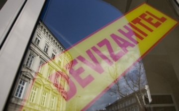 Szakértő: akár ezermilliárd is lehet a Kúria-döntés eredménye