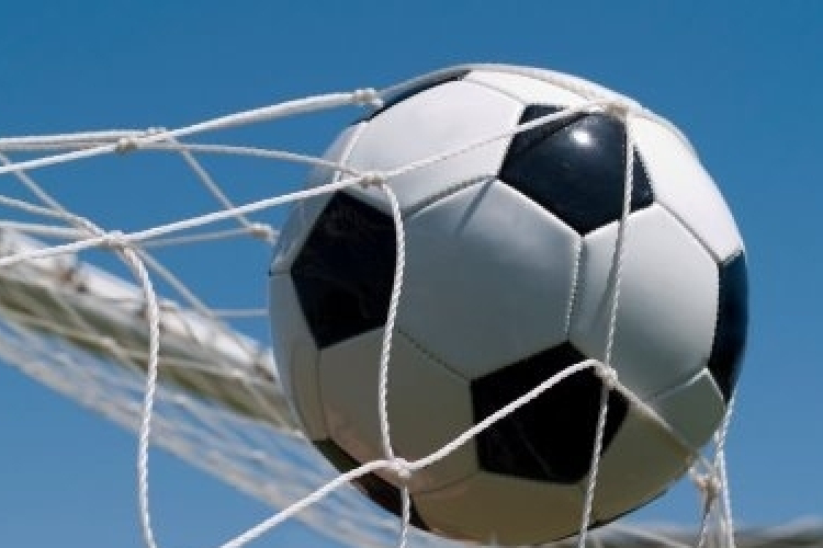 Labdarúgó-válogatott - Egygólos siker Kuvait ellen