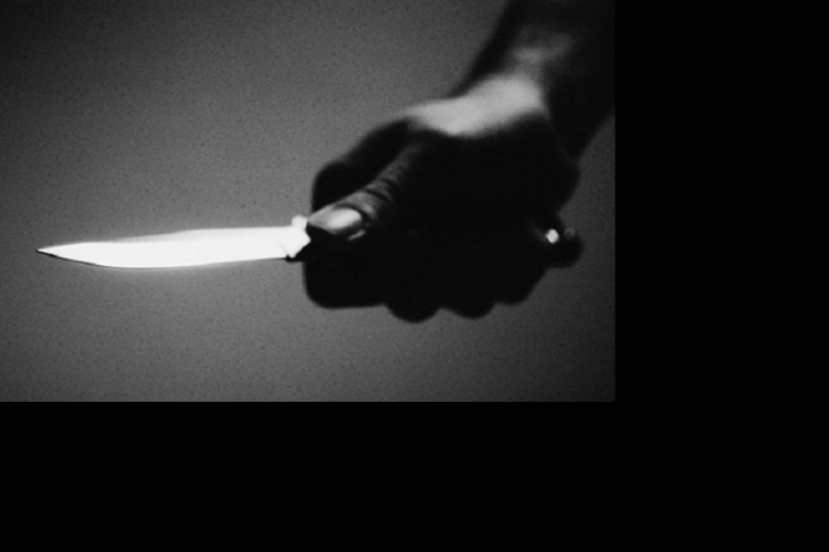 Elítélték az SZFE-maszk miatt késelő férfit