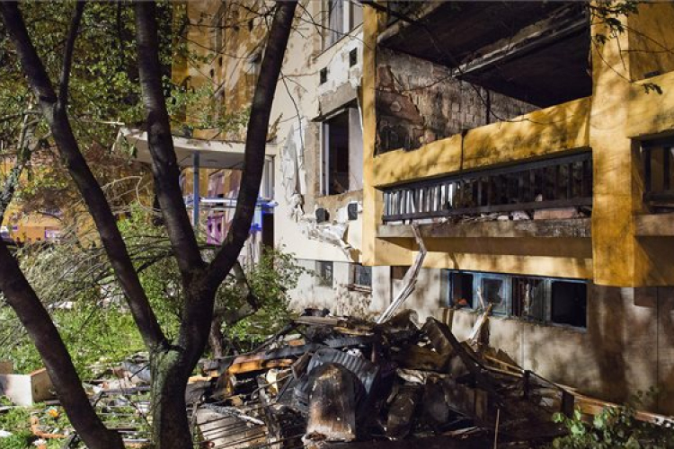 Gázrobbanás történhetett a nyíregyházi társasházban