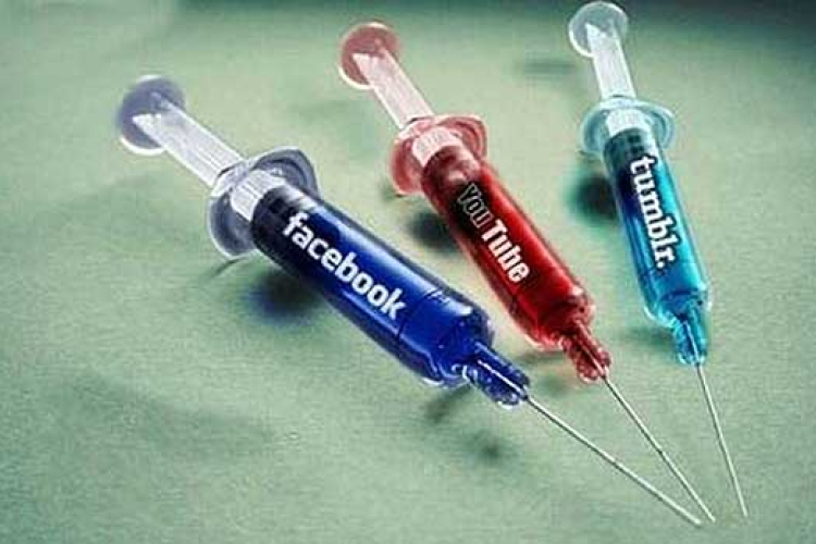 Modern kori függőségeink: Internet és közösségi oldalak