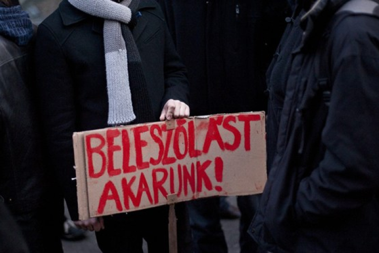 Hallgatói tiltakozás - Megszakítottak több órát az ELTE bölcsészkarán