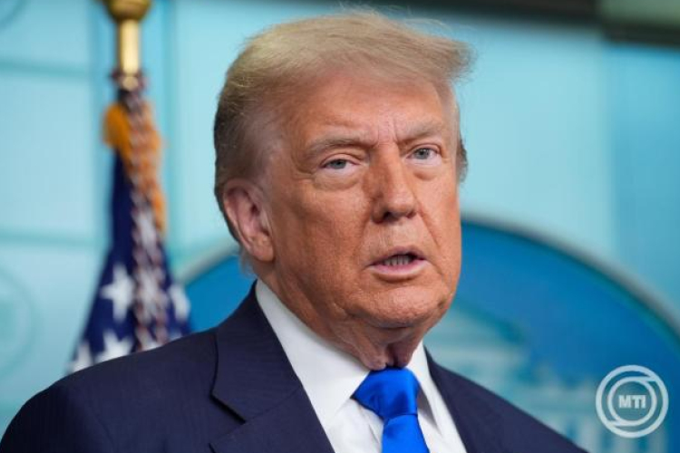 Donald Trump jogi képviselői egy floridai bíróságon nyújtották be a BBC elleni 10 milliárd dolláros keresetet