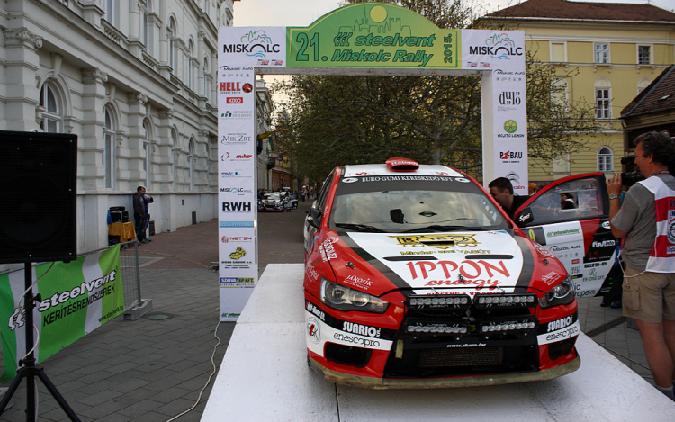 Aki kockáztat, az rajta is veszthet