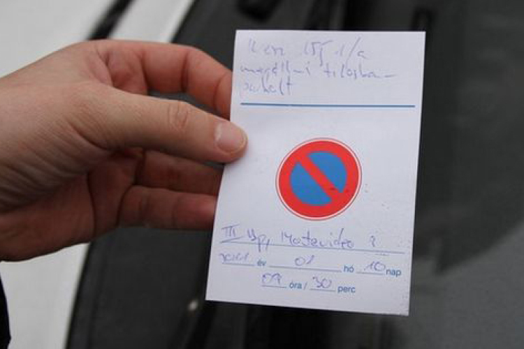 Ombudsman: tilosban parkolásért csak egy bírság szabható ki