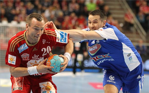 Férfi kézilabda NB I - A Veszprém nyerte a BL-negyeddöntősök csatáját