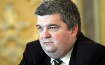 Czibere: lesz méltányossági ápolási díj