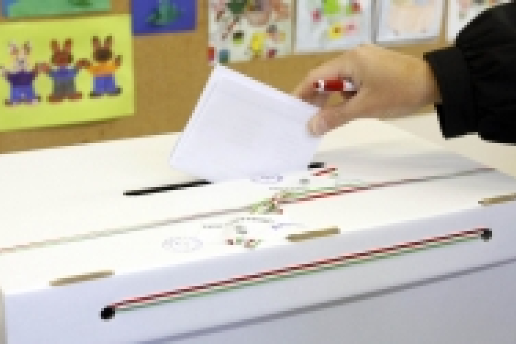 110 ezer határon túli szavazó már van