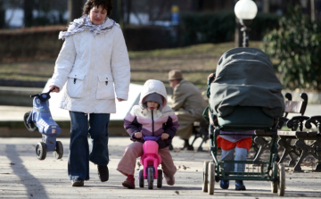 Hoppál: milliós többletjövedelmet hozhat a gyed extra