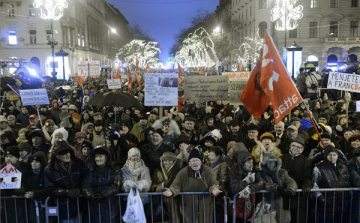 MostMi-demonstráció - Tüntetés a közállapotok megváltoztatásáért Budapesten