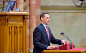 Varga Mihály: a jövő évi büdzsé csökkenti a családok terheit