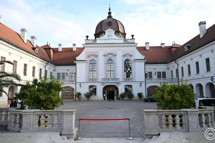 Az OTP és a magyar állam közösen újítja fel a gödöllői kastélyt
