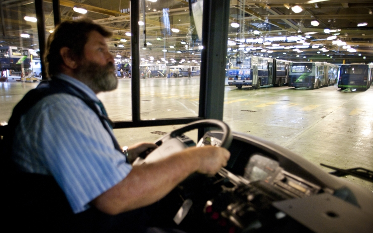 Bérelt buszokon kérhetik a buszbérletet