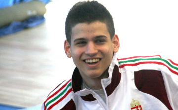 Ezüstérmes a párbajtőröző Siklósi Gergely a kadett Eb-n